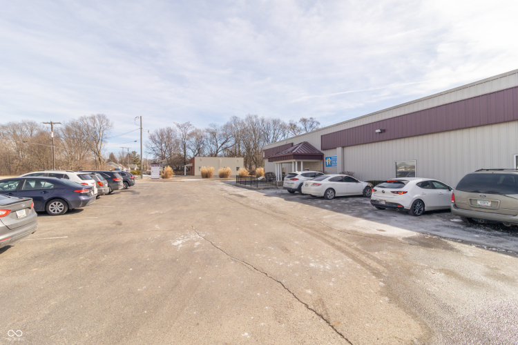 Listing Image 13