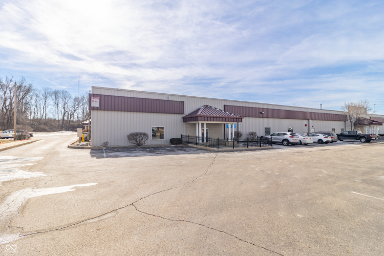 Listing Image 6