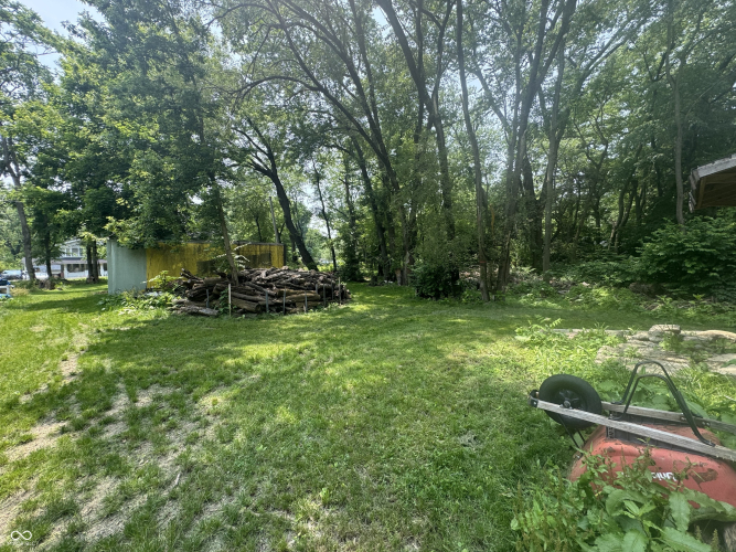 Listing Image 16