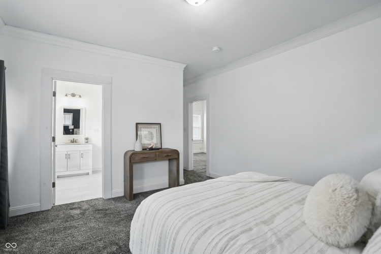Listing Image 26