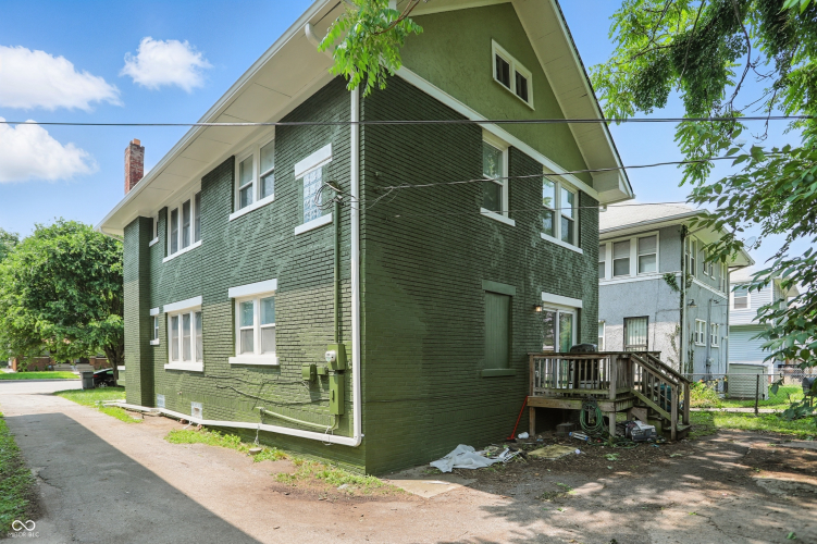 Listing Image 43