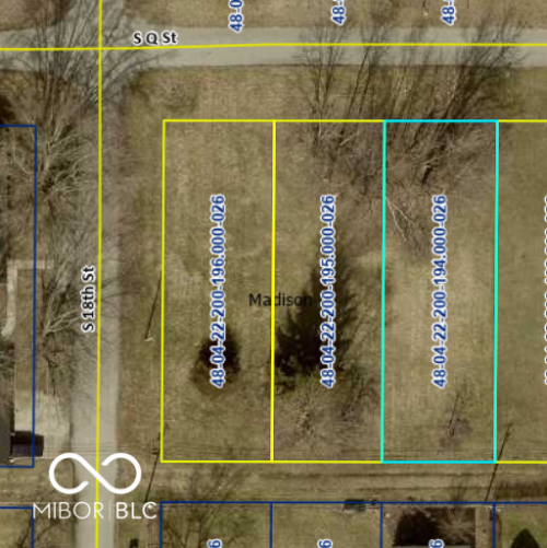 Listing Image 4