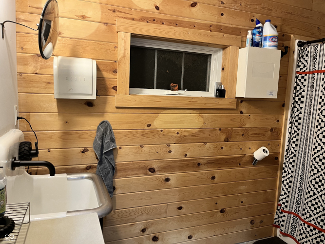 Listing Image 64