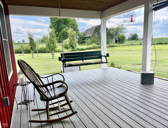 Listing Image 10