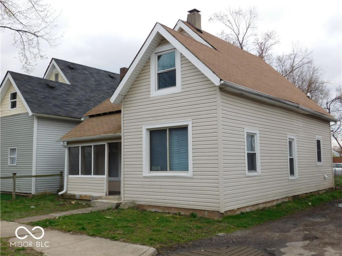 Listing Image 3