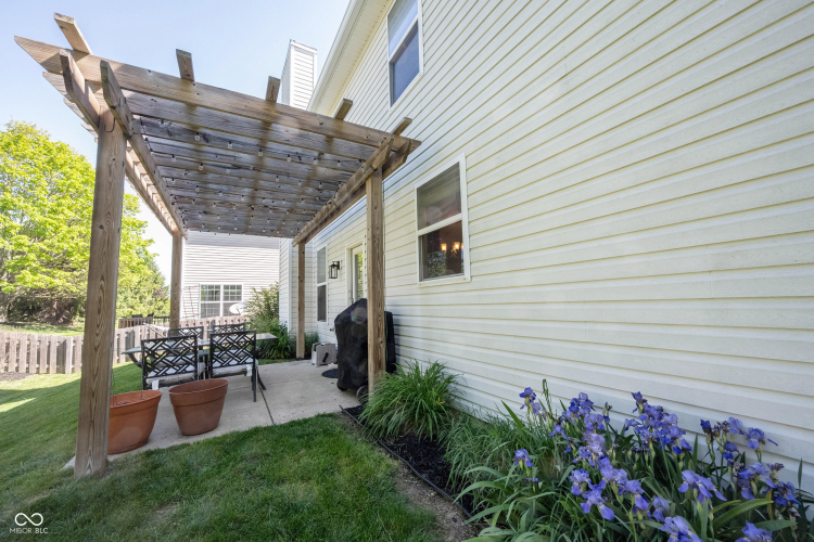 Listing Image 53