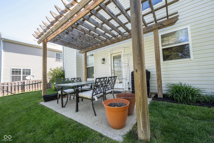 Listing Image 58