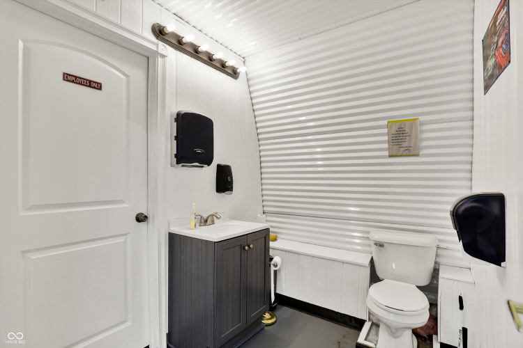 Listing Image 119