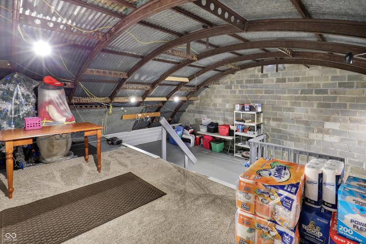 Listing Image 125
