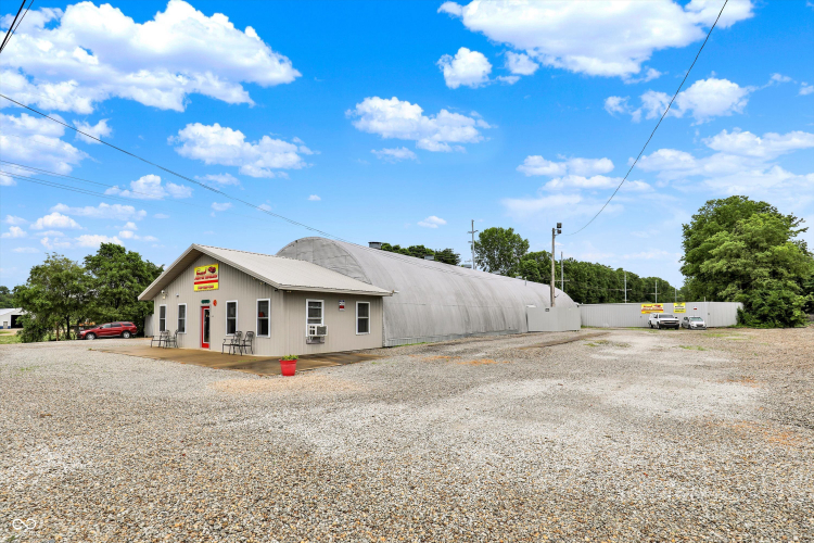 Listing Image 24