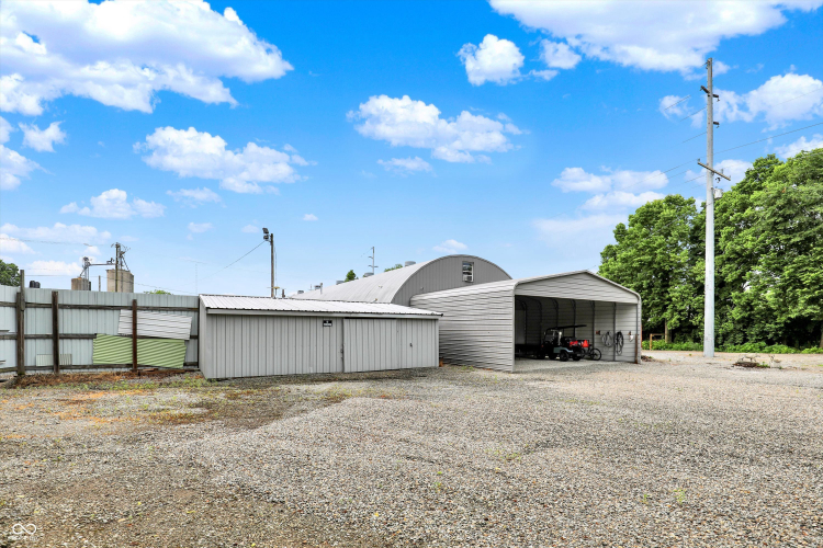 Listing Image 28