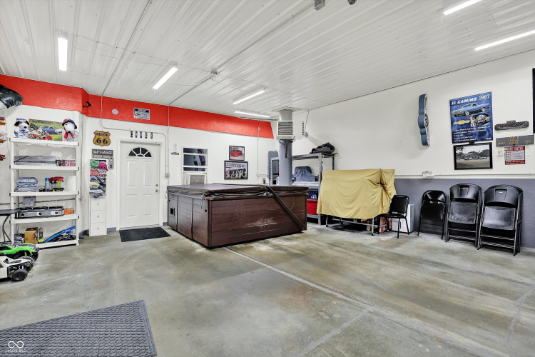 Listing Image 63