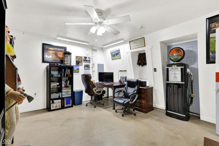 Listing Image 68