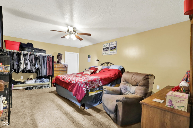 Listing Image 78