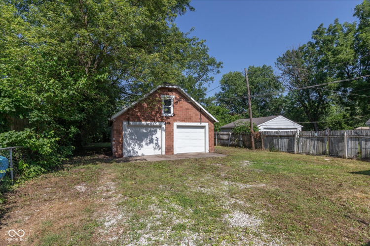 Listing Image 20