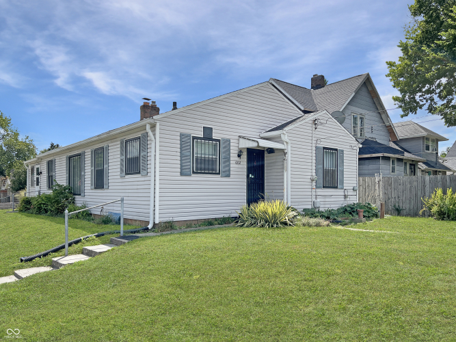Listing Image 18