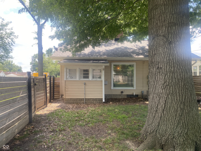 Listing Image 25