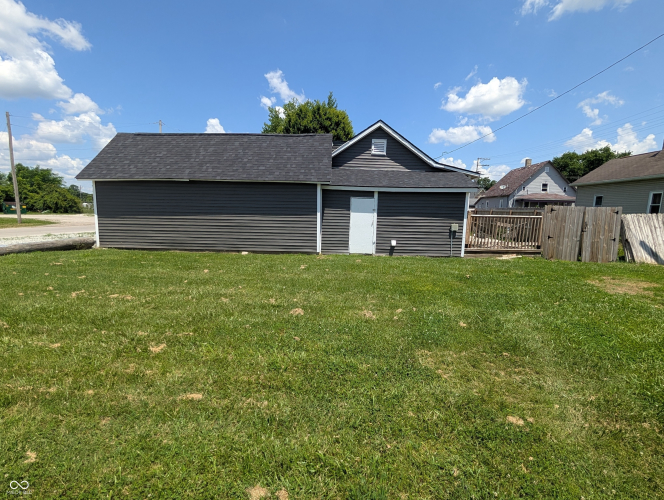 Listing Image 32
