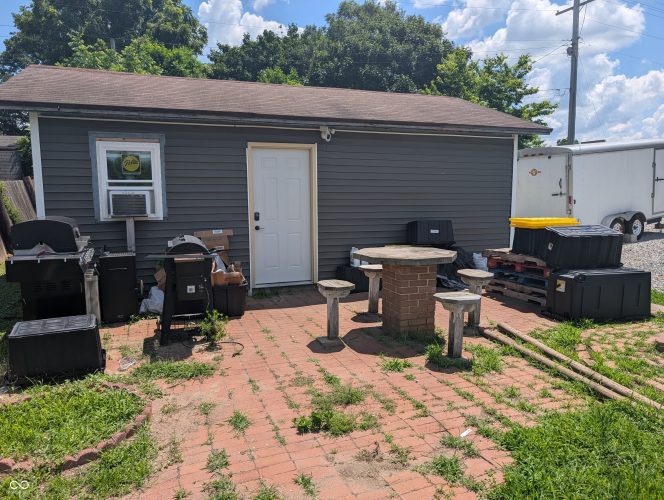 Listing Image 38