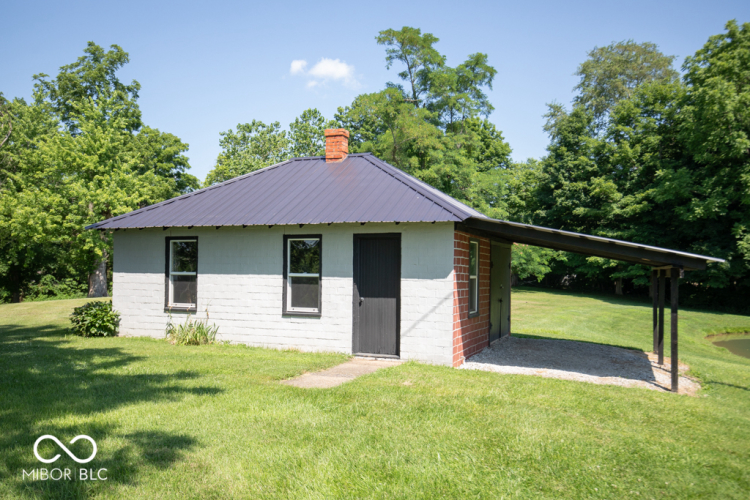 Listing Image 59
