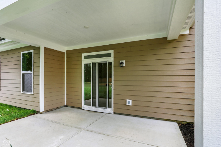 Listing Image 37