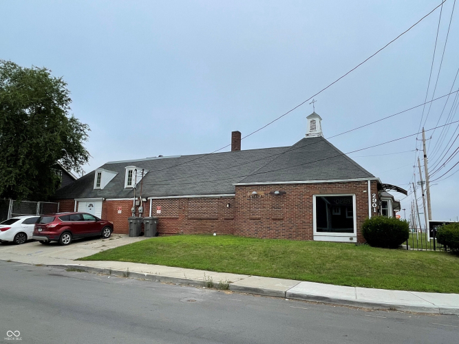 Listing Image 2