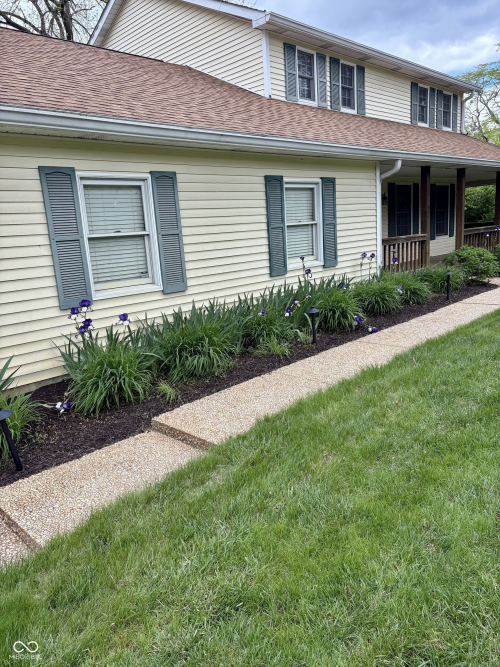 Listing Image 9