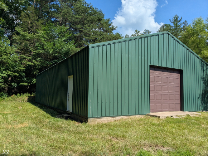 Listing Image 4