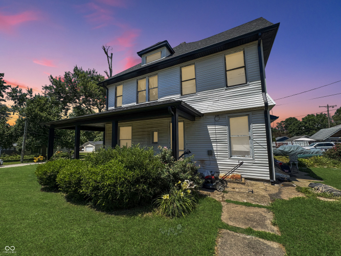 Listing Image 19