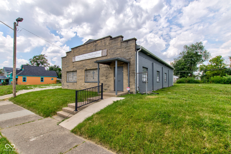 Listing Image 2