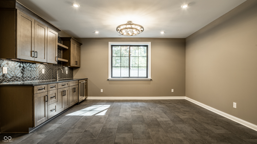 7629 Washington Boulevard Indianapolis IN 46240 (House For Sale