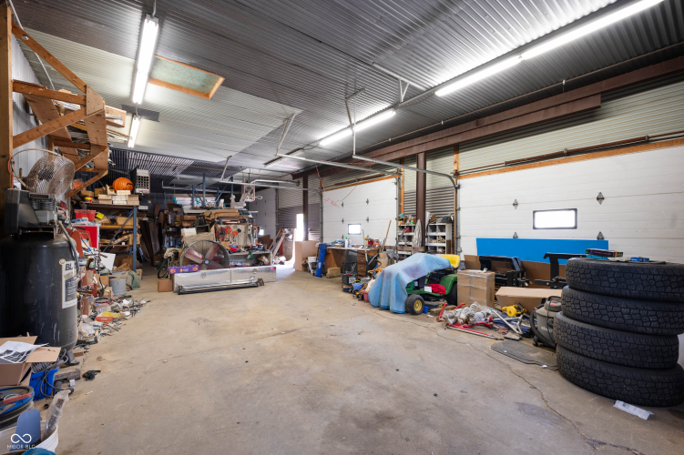 Listing Image 17