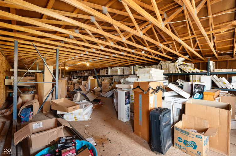Listing Image 22