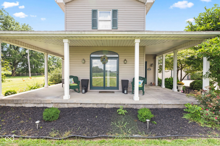 Listing Image 3