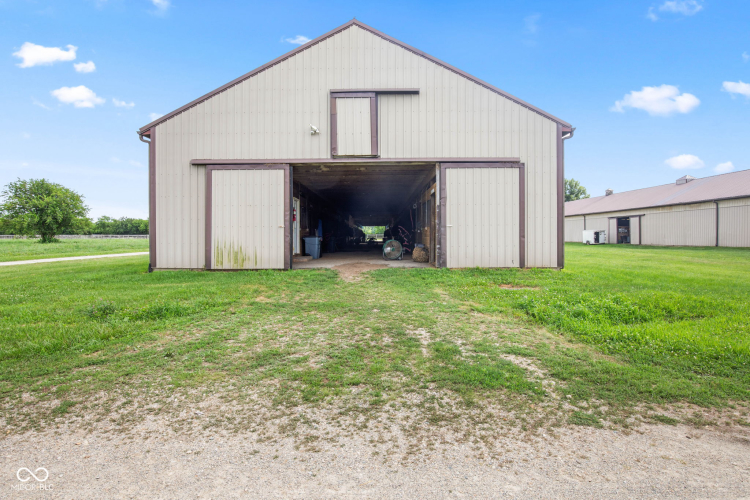 Listing Image 75