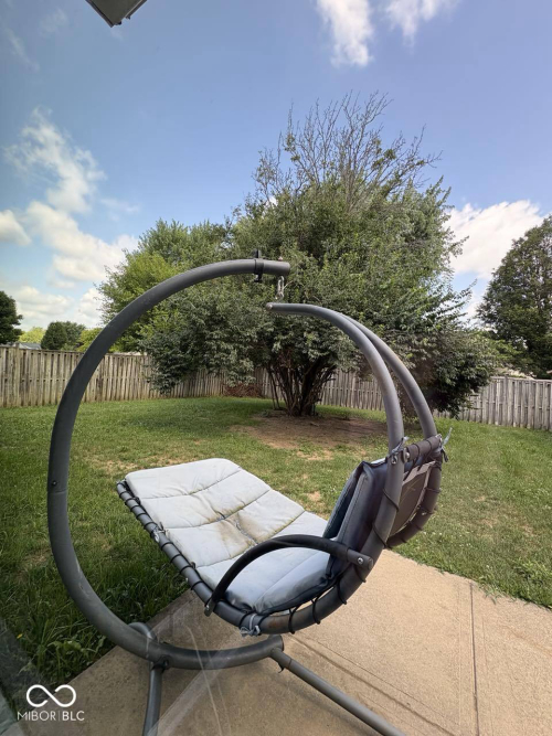 Listing Image 6