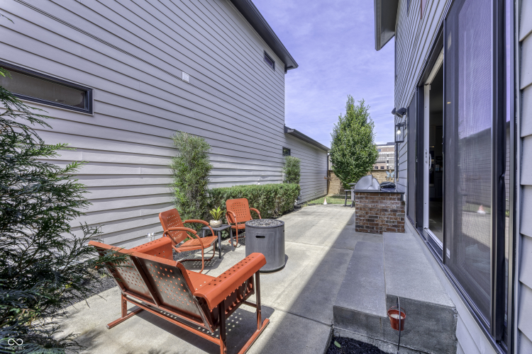 Listing Image 47