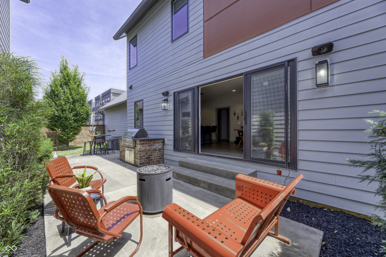Listing Image 48