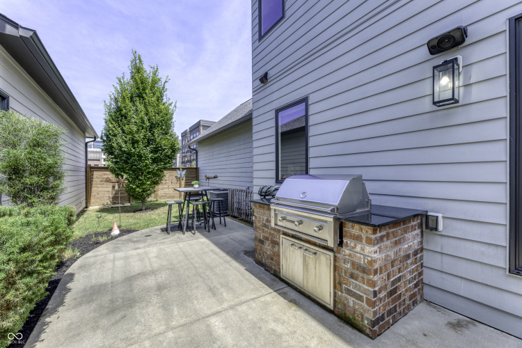 Listing Image 51