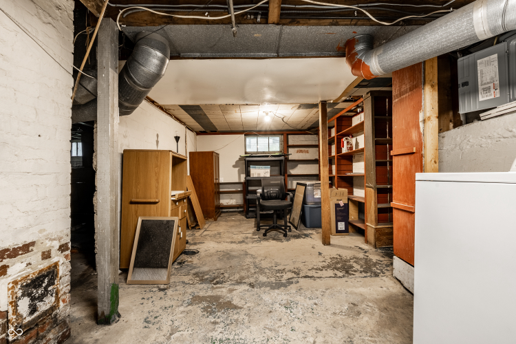Listing Image 25