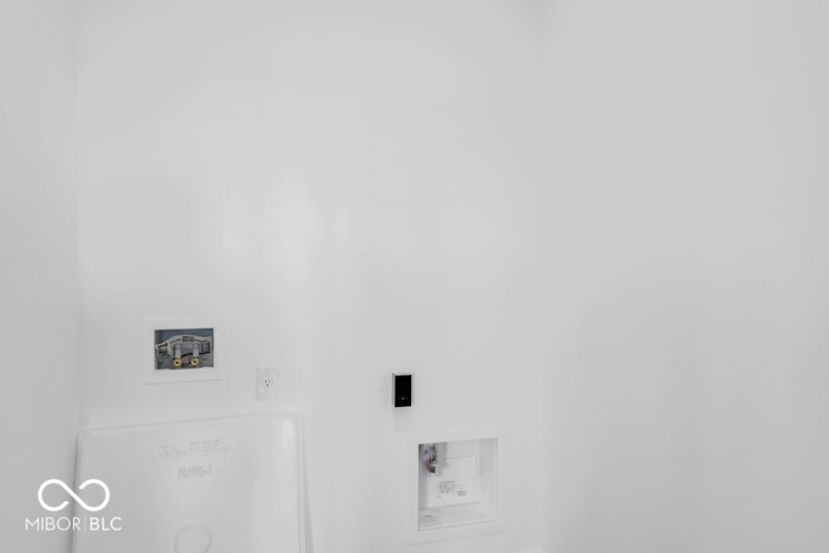 Listing Image 38