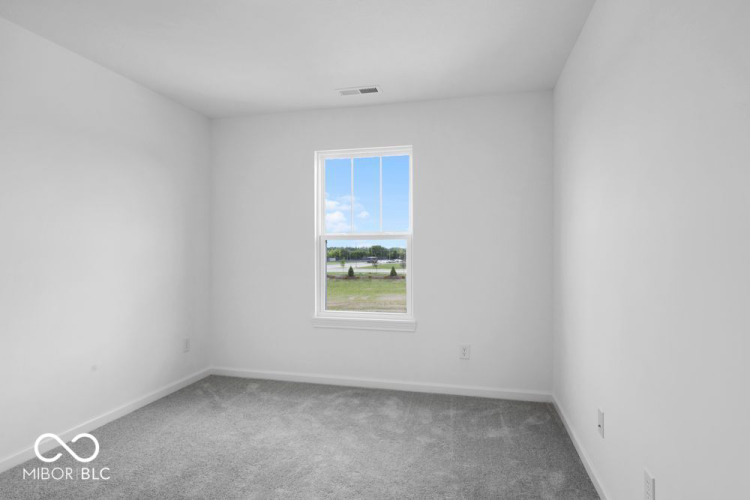 Listing Image 30
