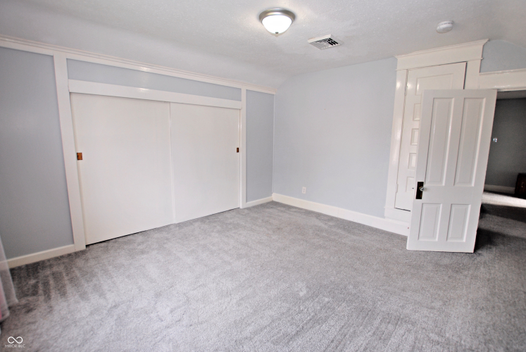 Listing Image 51