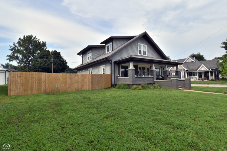 Listing Image 54