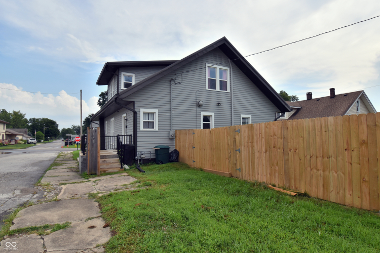 Listing Image 62