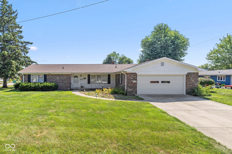 1407 Miami Court N Plainfield IN 46168 (House For Sale) MLS 22053372