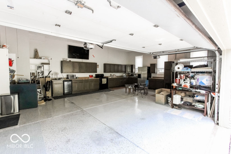 Listing Image 110