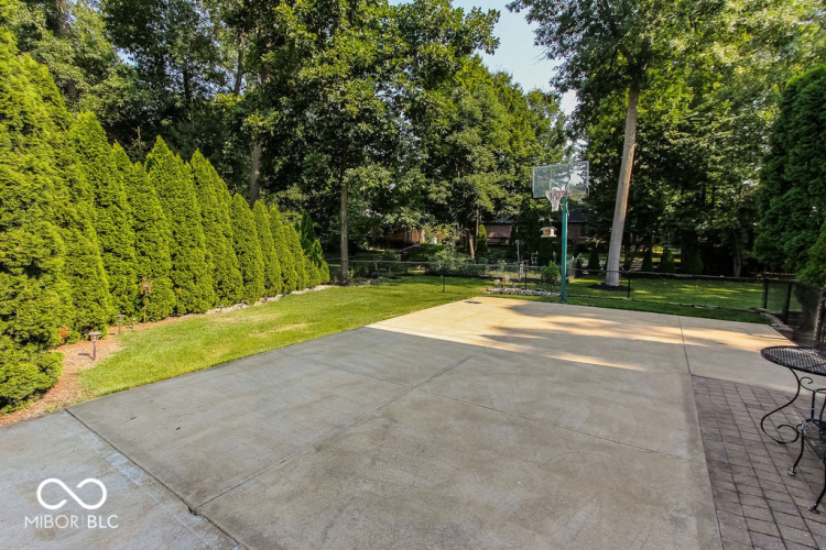 Listing Image 118