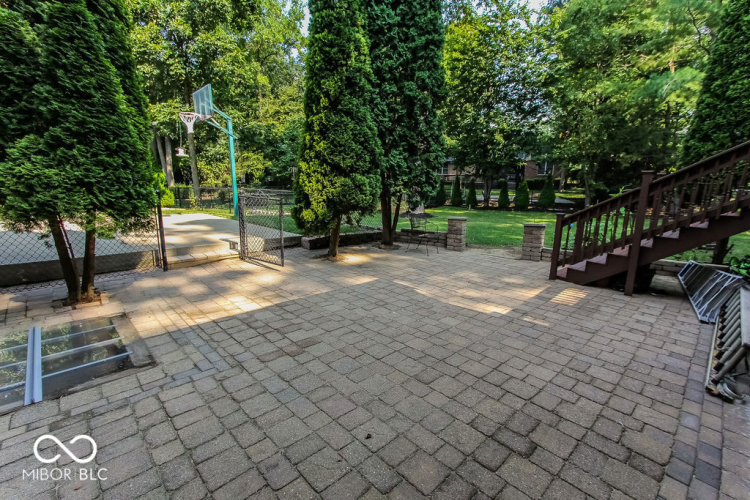 Listing Image 122