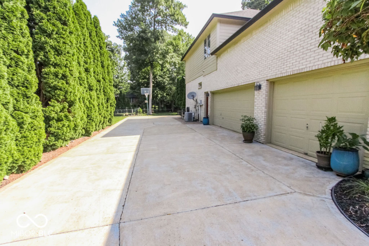 Listing Image 150